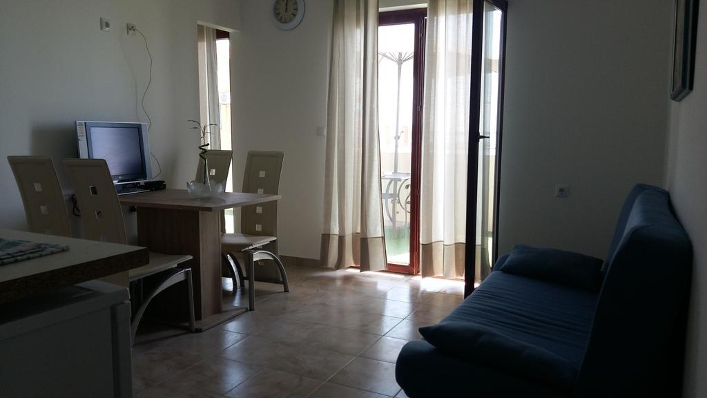 Morska Vila Apartment Vir Esterno foto