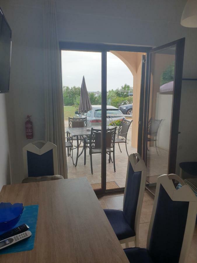 Morska Vila Apartment Vir Esterno foto